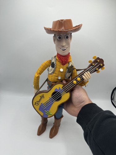 Rare toy story strummin - rare,